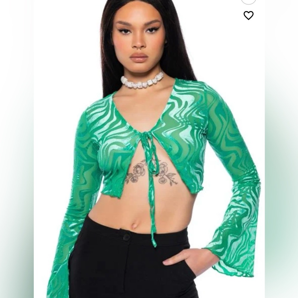 MILKY WAY LONGSLEEVE TIE FRONT TOP In GREEN